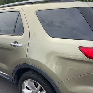 FORD EXPLORER XLT - 6