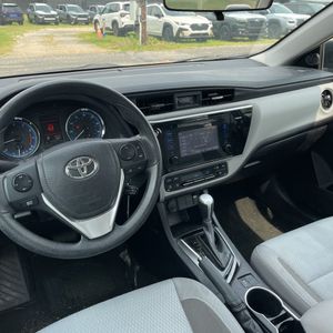 صورة مصغرة 36 لـ 2017 Toyota COROLLA LE
