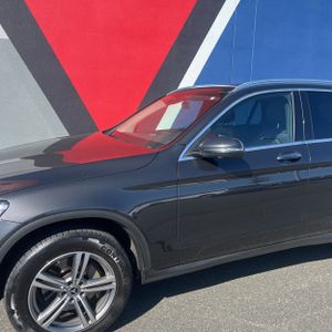 MERCEDES-BENZ GLC - 2