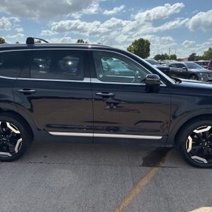 صورة مصغرة 11 لـ 2025 KIA TELLURIDE S