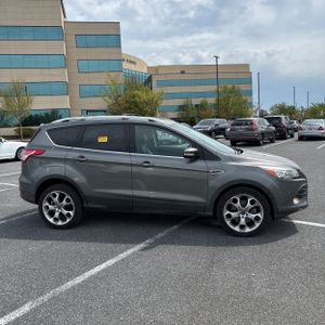 FORD ESCAPE TITANIUM - 10