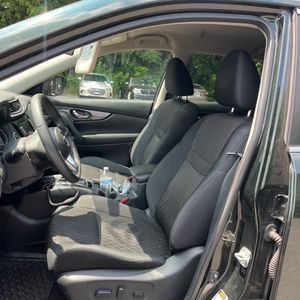 2019 Nissan ROGUE SV thumbnail 32