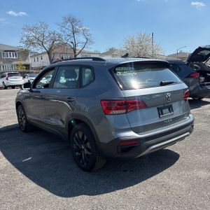 VOLKSWAGEN TAOS S 4MOTION - 5