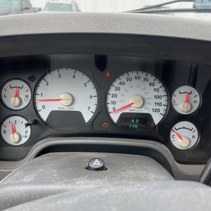 2007 Dodge RAM 1500 ST thumbnail 36