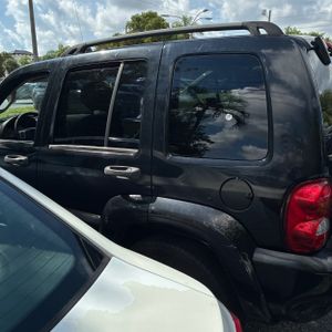 2004 JEEP LIBERTY LIMITED — фото 5