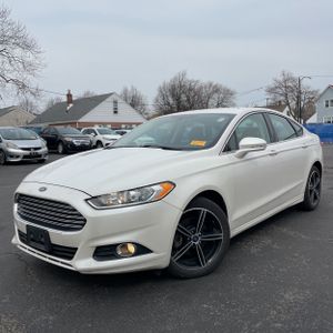 FORD FUSION SE - 1
