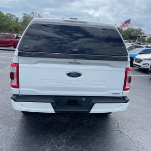 2023 FORD F-150 LARIAT photo 7