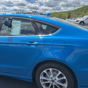 FORD FUSION SE - 6