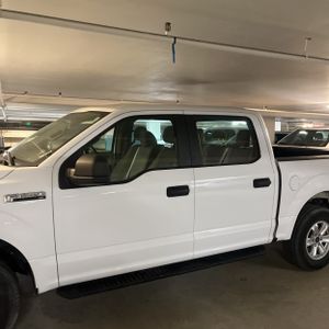 FORD F-150 XL - 4
