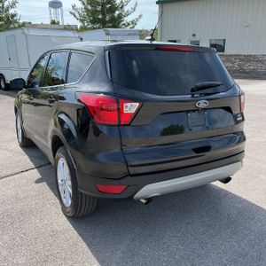 FORD ESCAPE SE - 5
