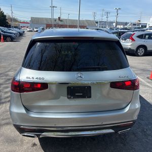 MERCEDES-BENZ GLS - 7