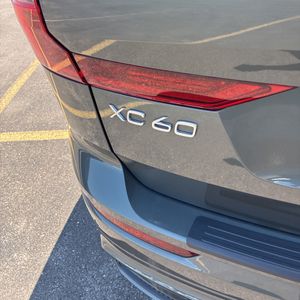 2026 Volvo XC60 B5 CORE 缩略图 23