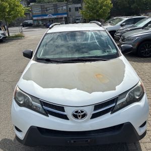 2015 Toyota RAV4 LE 照片 15