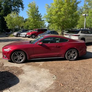 FORD MUSTANG ECOBOOST PREMIUM - 3