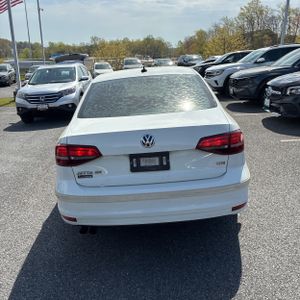 VOLKSWAGEN JETTA 1.4T SE - 7
