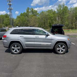 JEEP GRAND CHEROKEE OVERLAND - 10