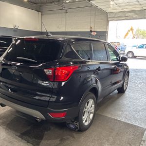 FORD ESCAPE SE - 8