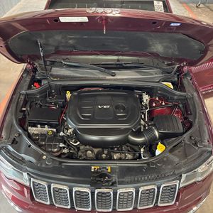 2017 JEEP GRAND CHEROKEE LAREDO — миниатюра 44