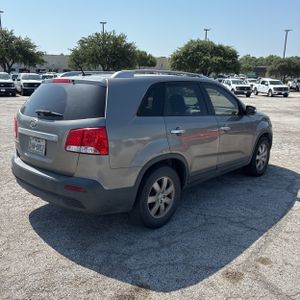 2013 KIA SORENTO LX — фото 8