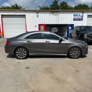 MERCEDES-BENZ CLA - 10