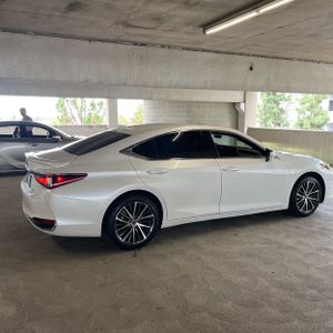 LEXUS ES 300H BASE - 10