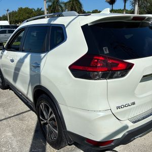 2018 Nissan ROGUE SL 照片 58
