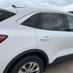 FORD ESCAPE SE - 9