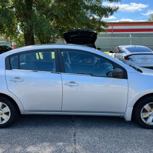 2009 Nissan SENTRA 2.0 照片 11