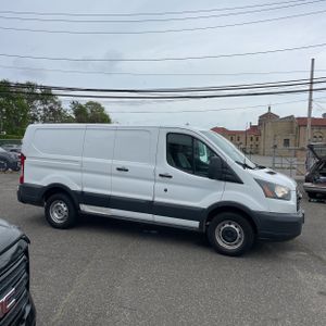FORD TRANSIT 150 - 10