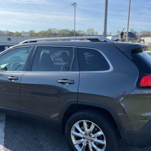 JEEP CHEROKEE LIMITED - 6