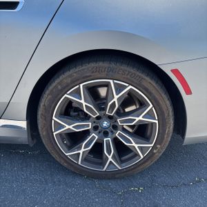 صورة مصغرة 18 لـ 2023 BMW I7 XDRIVE60