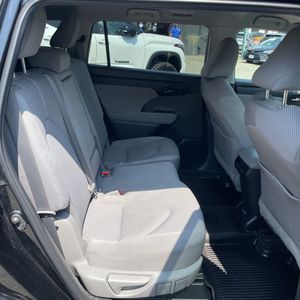 صورة مصغرة 34 لـ 2022 Toyota HIGHLANDER L