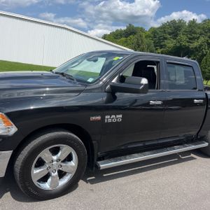 2016 RAM 1500 BIG HORN photo 2