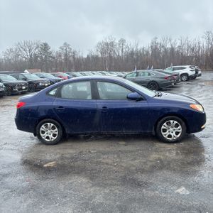 HYUNDAI ELANTRA - 10