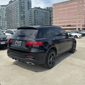 MERCEDES-BENZ GLC - 8