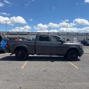 2020 RAM 2500 LARAMIE 照片 10