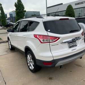 FORD ESCAPE SEL - 4
