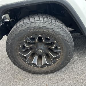 2019 JEEP WRANGLER UNLIMITED SAHARA — миниатюра 15