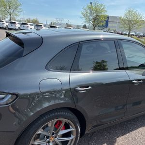 PORSCHE MACAN GTS - 9