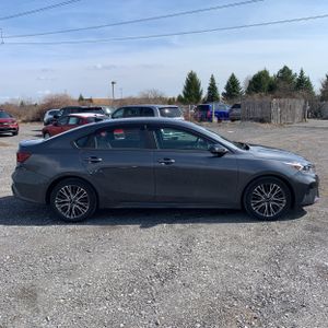 KIA FORTE GT-LINE - 10