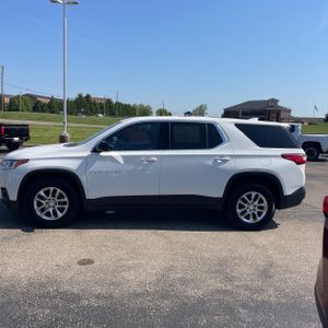 CHEVROLET TRAVERSE LS - 3