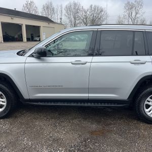 JEEP GRAND CHEROKEE LAREDO - 4