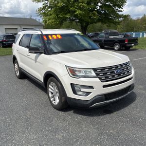 FORD EXPLORER XLT - 10