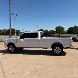 FORD F-350 SUPER DUTY LARIAT - 3