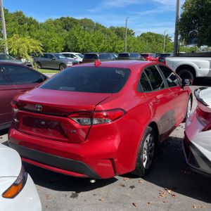 2021 Toyota COROLLA LE photo 8