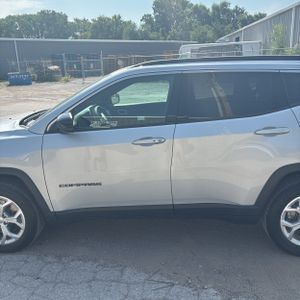 2024 JEEP COMPASS LATITUDE — фото 4