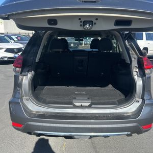 2018 Nissan ROGUE S thumbnail 40