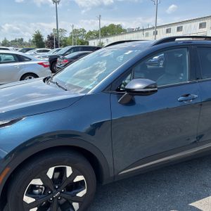 2024 KIA SPORTAGE PLUG-IN HYBRID X-LINE photo 2