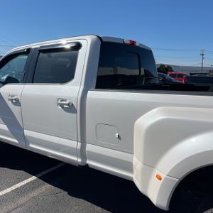 FORD F450SD LIMITED CREW CAB 4WD - 6