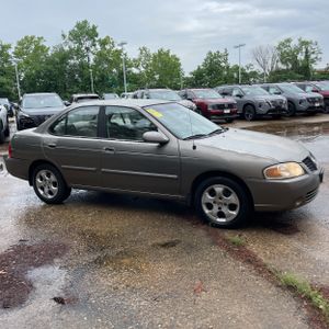 NISSAN SENTRA 1.8S - 10